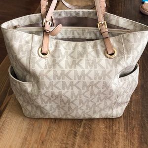 Michael Kors Jet Signature Logo Tote